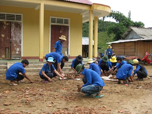 Chiến dịch SV tình nguyện Hè 2010: Húc Nghì ơi, chúng tôi lại về…