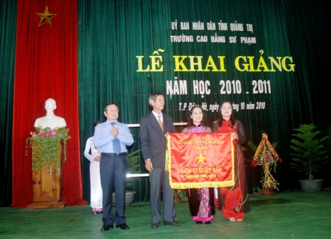 Trường CĐSP Quảng Trị long trọng tổ chức lễ khai giảng năm học mới- năm học 2010 - 2011.