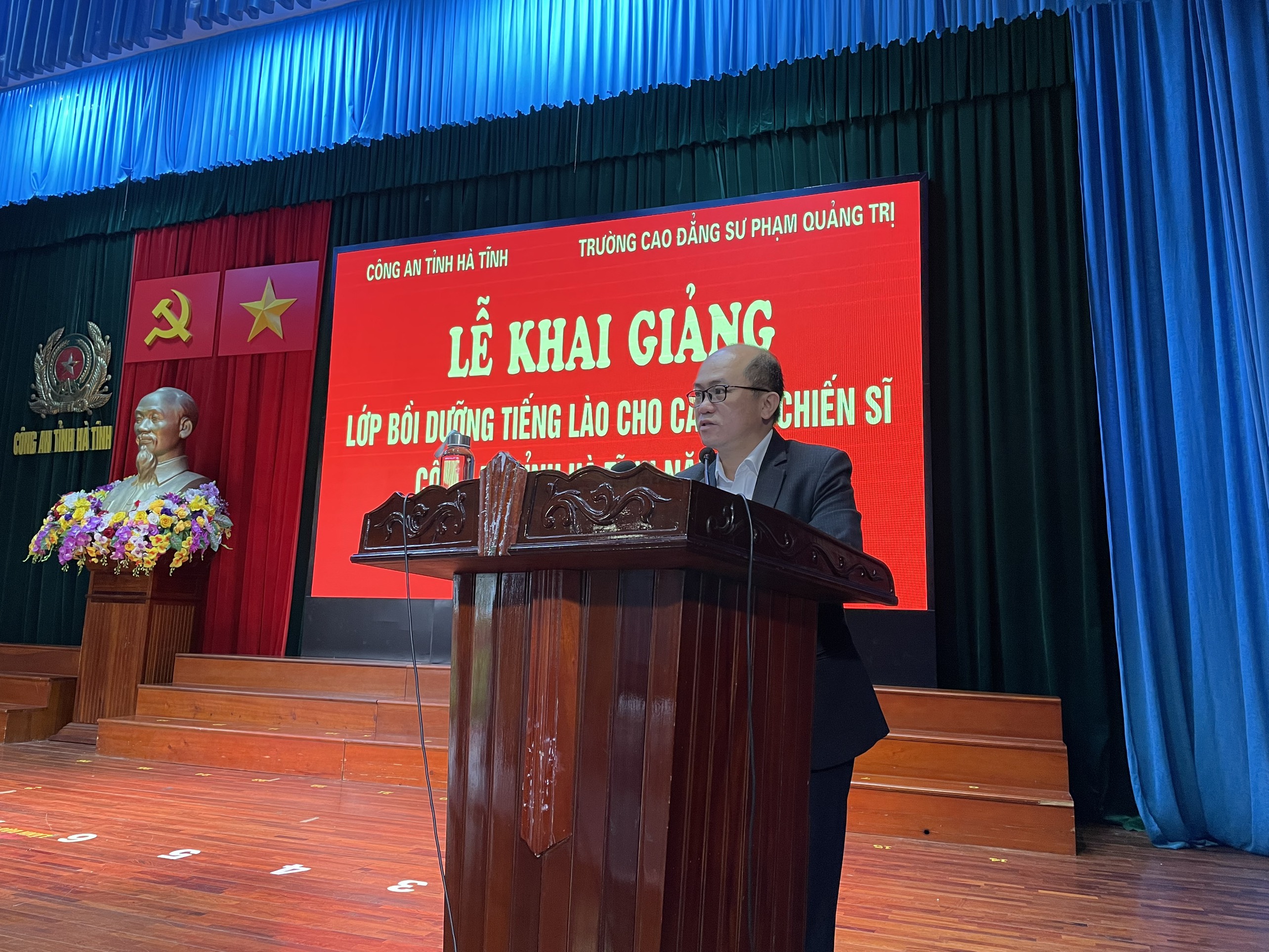 Khai giảng lớp đào tạo, bồi dưỡng tiếng Lào cho cán bộ chiến sỹ Công an tỉnh Hà Tĩnh năm 2023