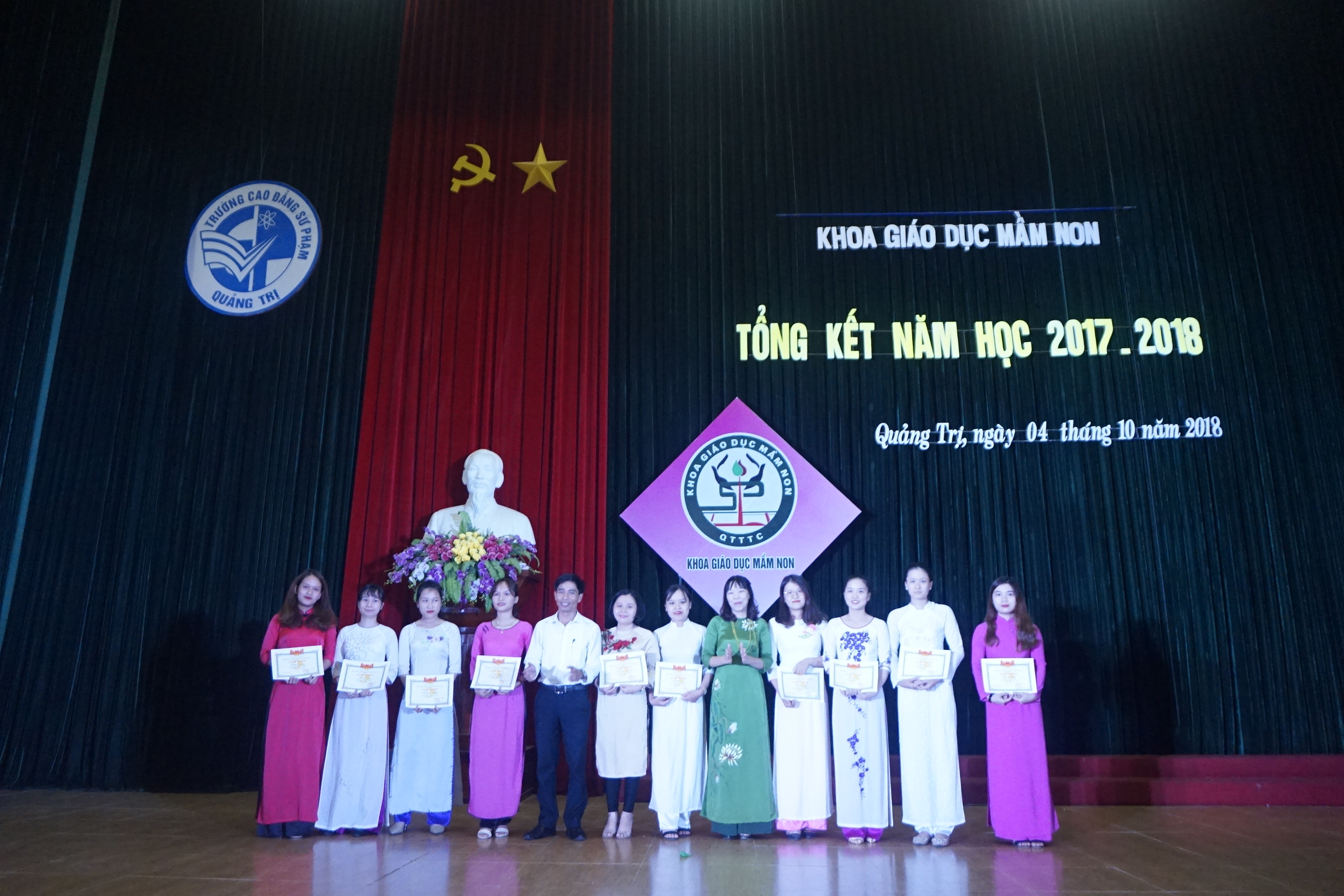 KHOA GD MẦM NON  TỔ CHỨC TỔNG KẾT NĂM HỌC 2017-2018