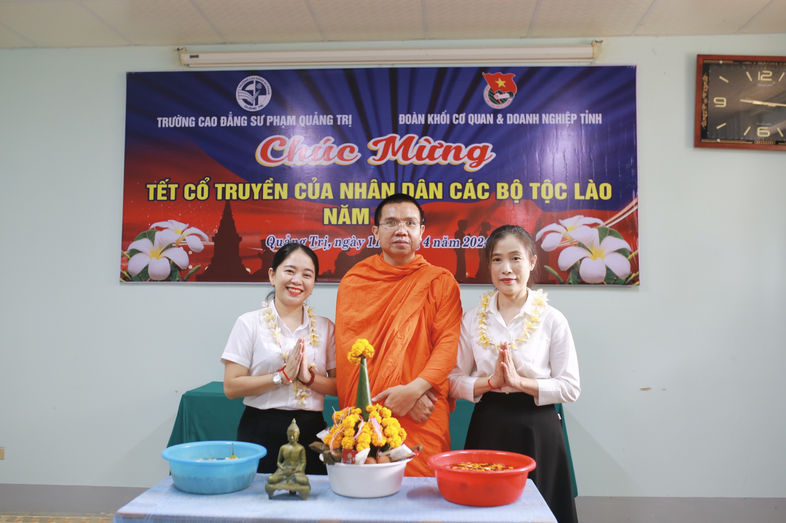 Trường CĐSP Quảng Trị tổ chức chúc Tết cổ truyền Bunpimay năm 2024 cho lưu học sinh nước Cộng hoà Dân chủ Nhân dân Lào
