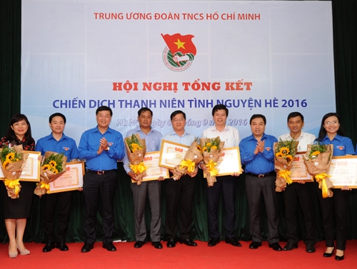 Quảng Trị là một trong 19 Đoàn cấp tỉnh có thành tích xuất sắc trong Chiến dịch Thanh niên tình nguyện Hè 2016 