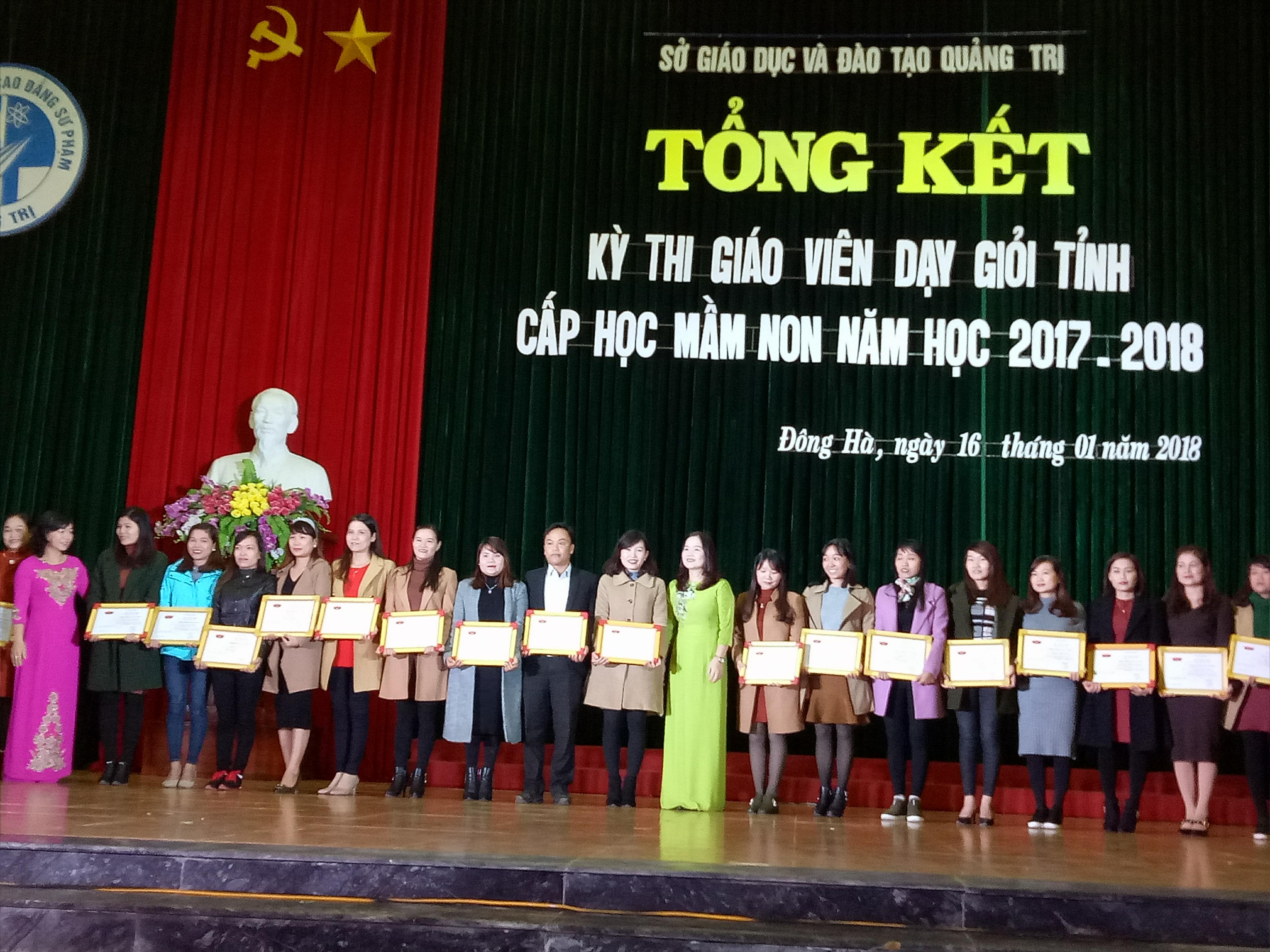 VÀI NÉT VỀ HỘI THI GIÁO VIÊN DẠY GIỎI TỈNH  BẬC HỌC MẦM NON - NĂM HỌC 2017- 2018