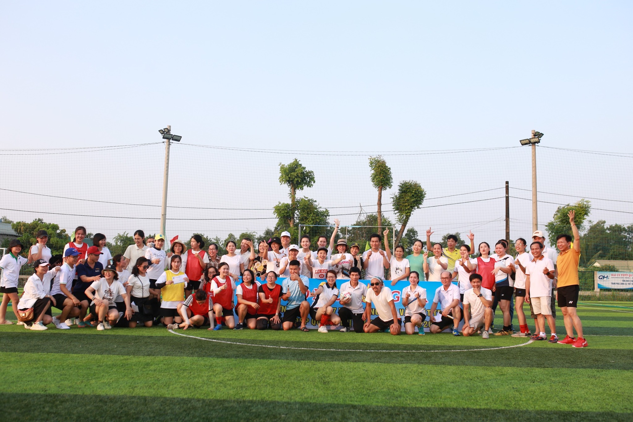 GIAO HỮU GIẢI BÓNG ĐÁ CHÀO MỪNG KỶ NIỆM 27 NĂM NÂNG CẤP VÀ PHÁT TRIỂN TRƯỜNG CĐSP QUẢNG TRỊ (17/4/1997-17/4/2024)