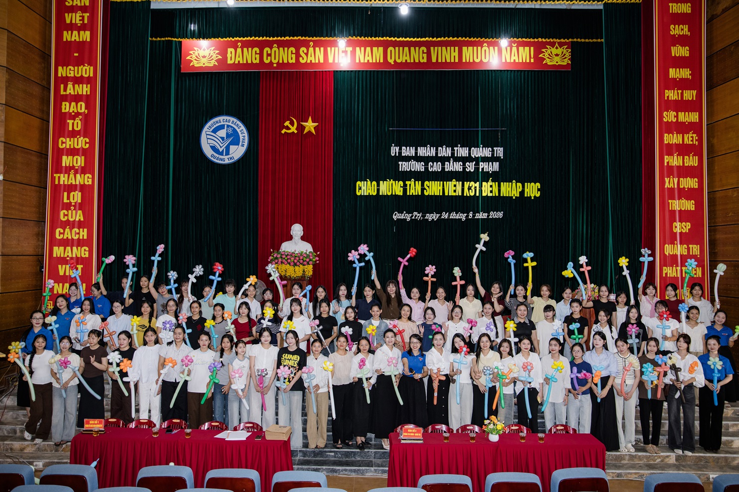 RỘN RÀNG NGÀY NHẬP HỌC – CHÀO ĐÓN TÂN SINH VIÊN CAO ĐẲNG GIÁO DỤC MẦM NON K31